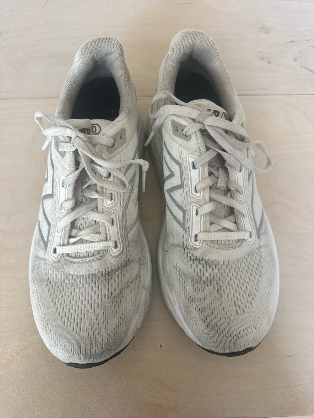 New Balance 860 Light Gray/White Mesh Running Shoes
